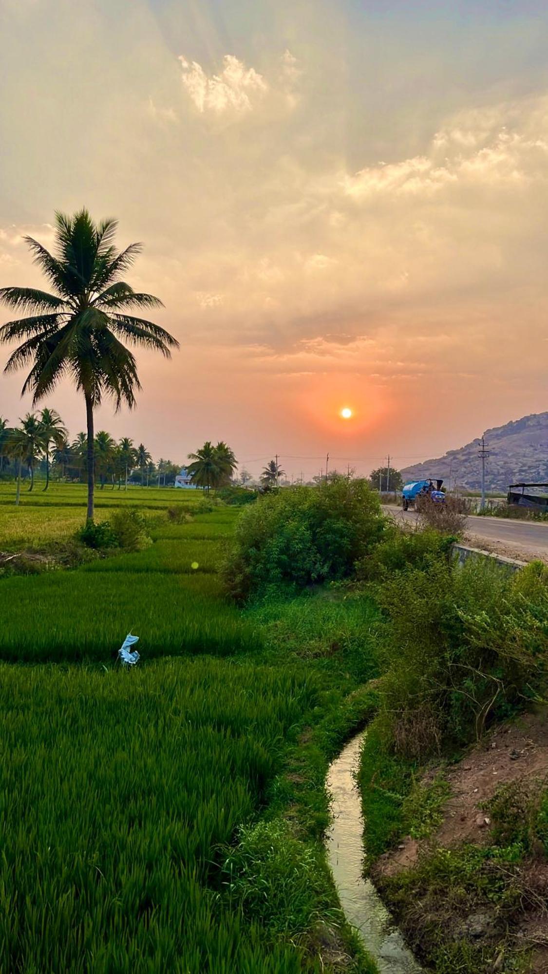 Tropical Hampi Otel Dış mekan fotoğraf