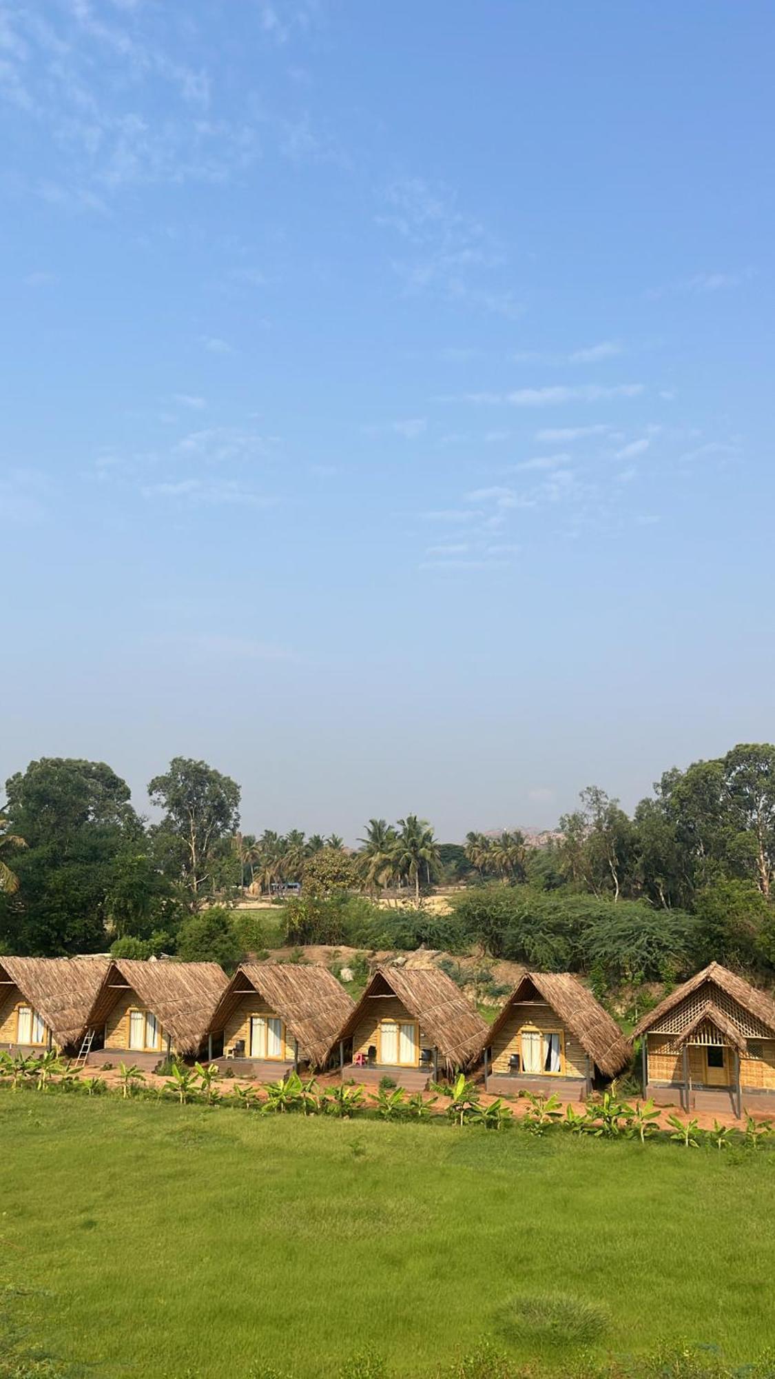 Tropical Hampi Otel Dış mekan fotoğraf