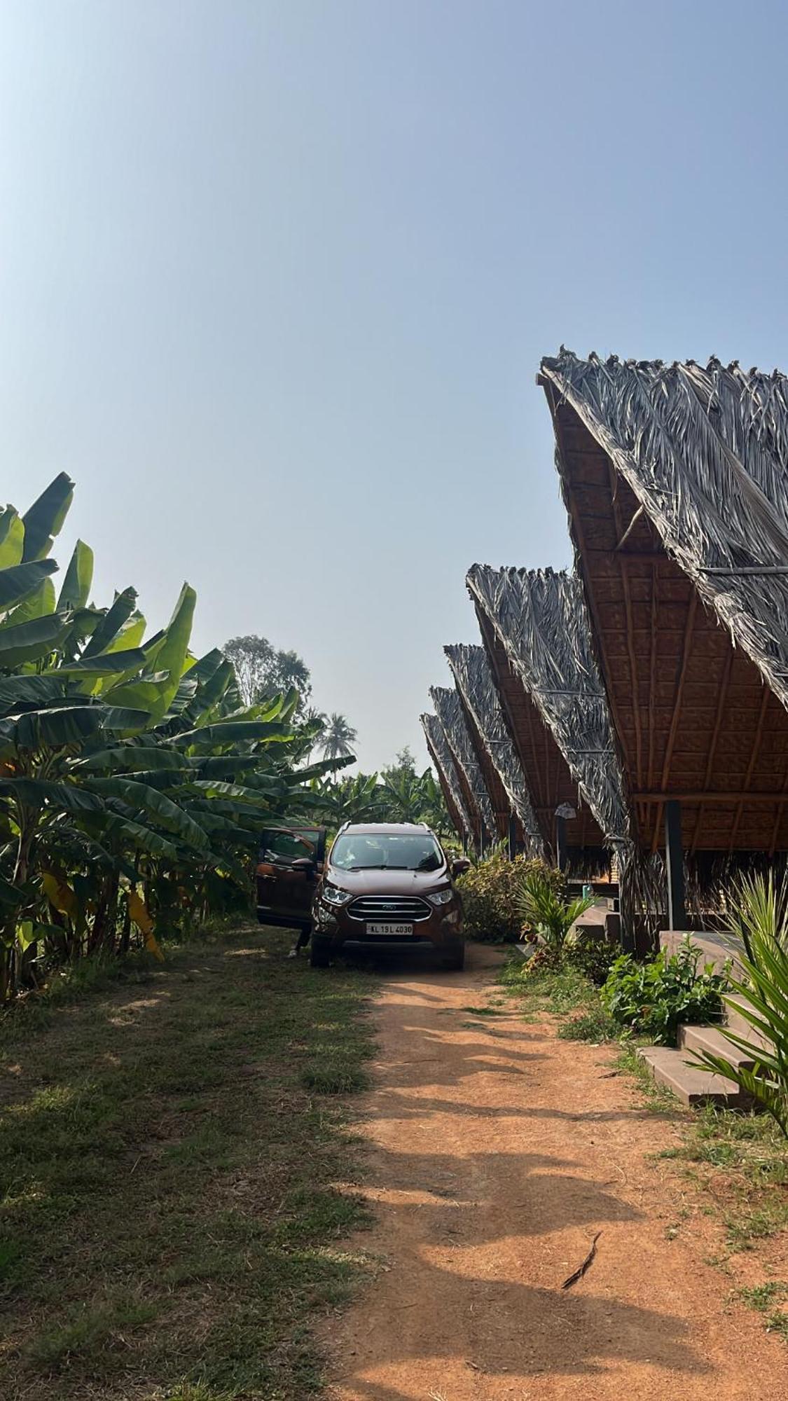 Tropical Hampi Otel Dış mekan fotoğraf