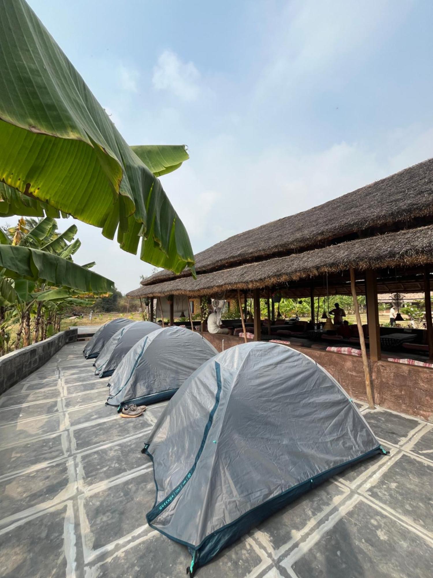Tropical Hampi Otel Dış mekan fotoğraf